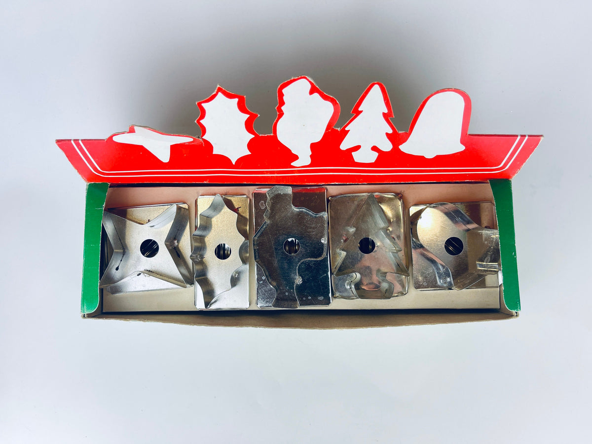 Product image for 'vintage christmas metal cookie sandwich cutters set of five 5 christmas baking gift' (view 34ef52)