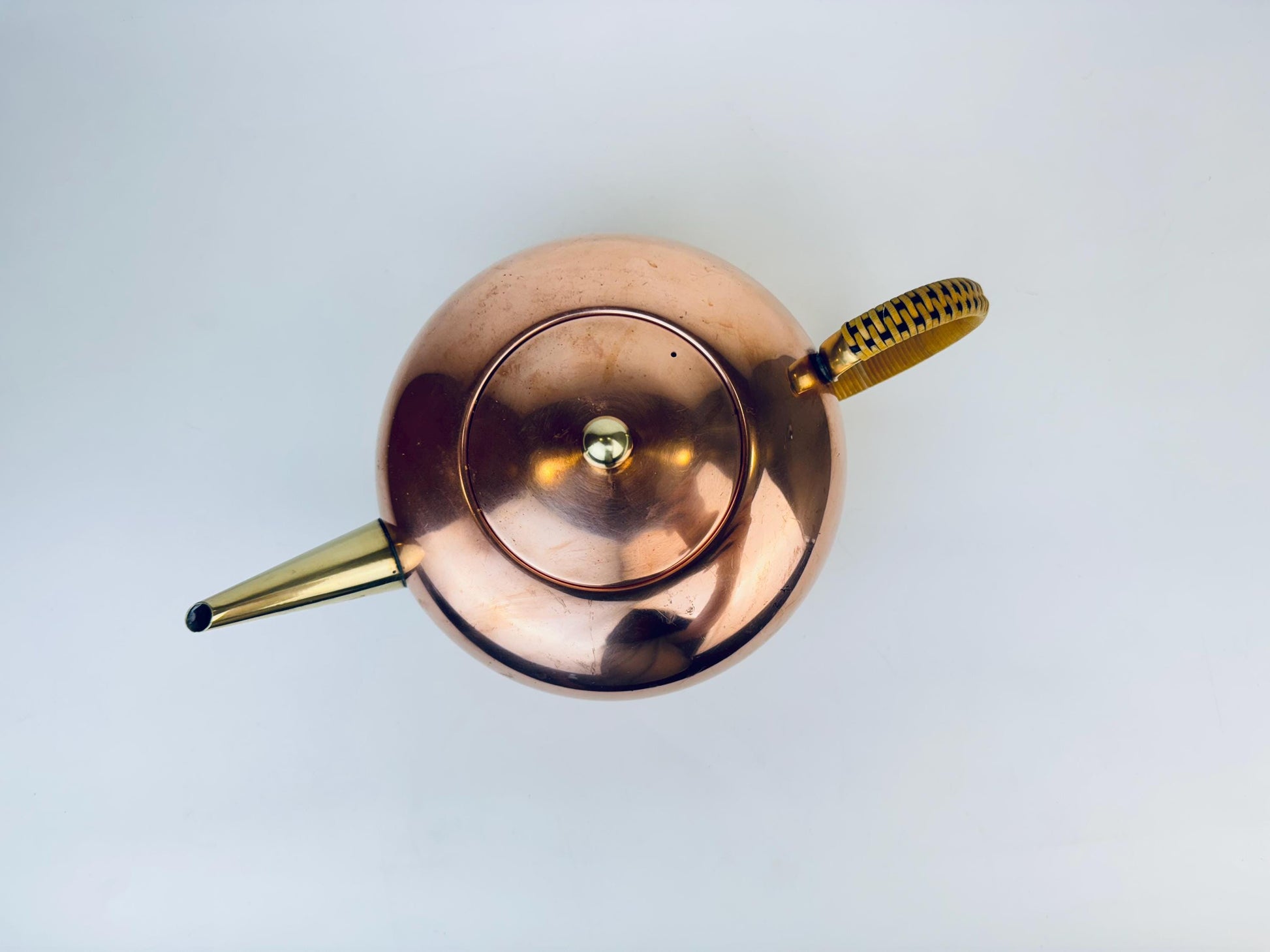 Product image for 'vintage copper brass teapot wicker wrapped handle' (view 478bd6)