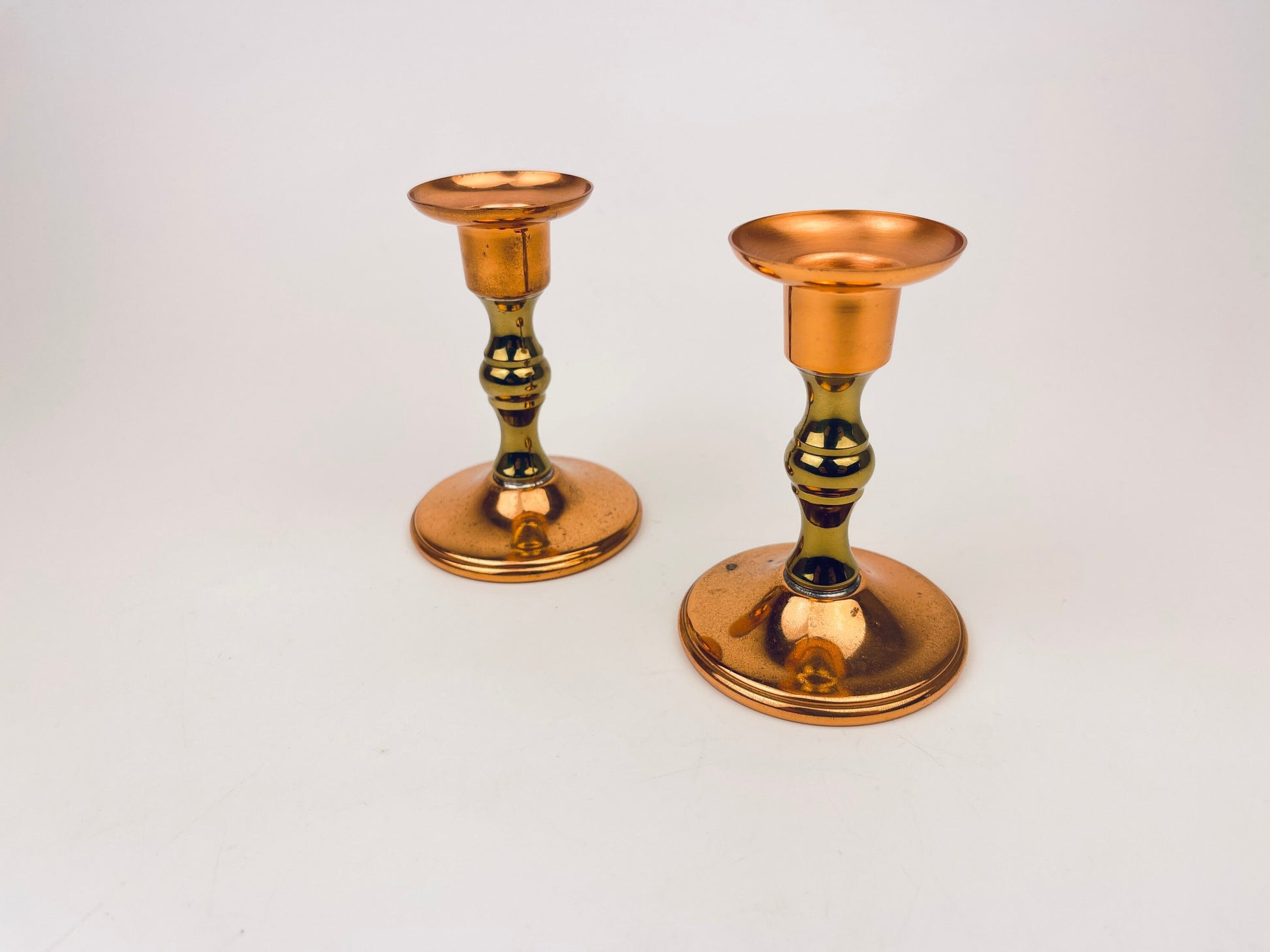 Product image for 'vintage copper brass candlestick holders attractive aged metal patina set of two 2 coppercraft guild' (view 07f6ef)