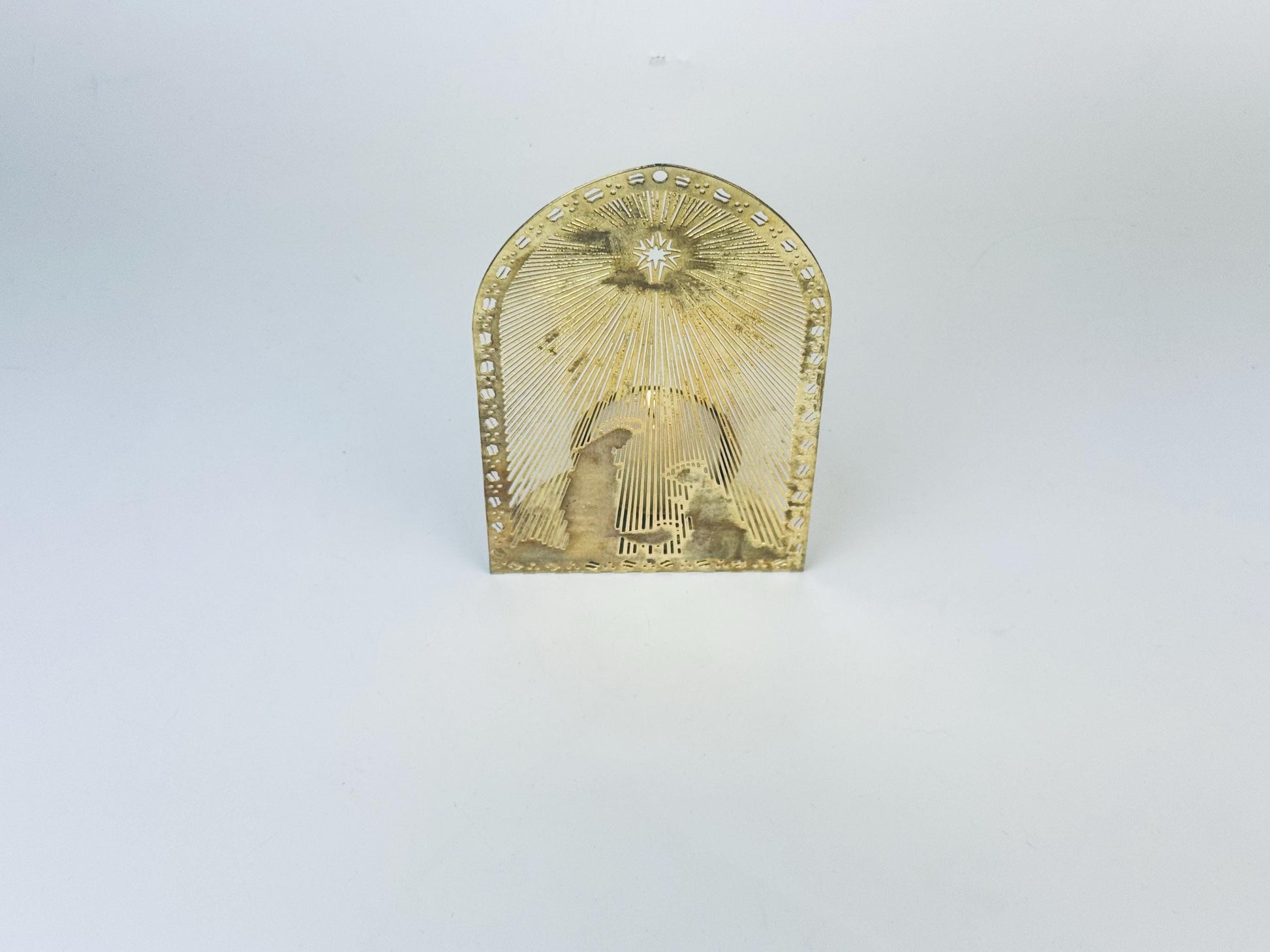 Product image for 'vintage gold plated brass christmas candleholder mary joseph jesus' (view 344a14)