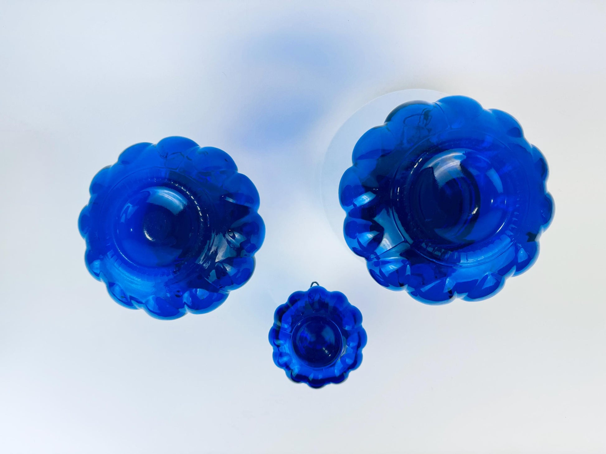 Product image for 'vintage round cobalt blue bubble glass clasp container jars sold separately' (view 7f31e7)