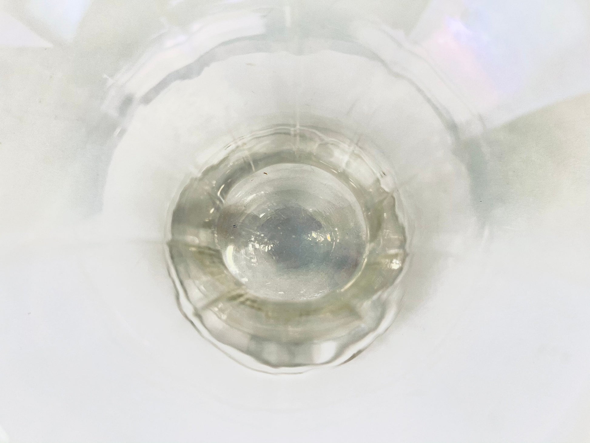Product image for 'vintage depression glass bud vase scalloped ruffled top green rim' (view ade27e)