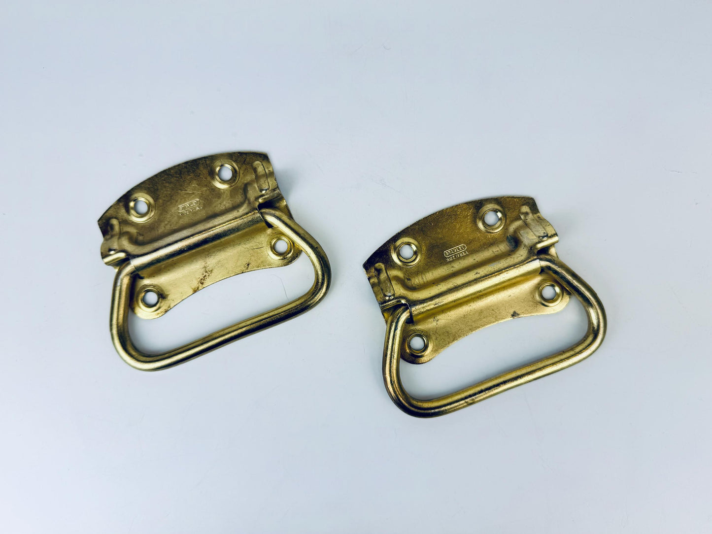 Product image for 'vintage solid brass stanley latch hardware set of two 2 made in usa' (view b190da)