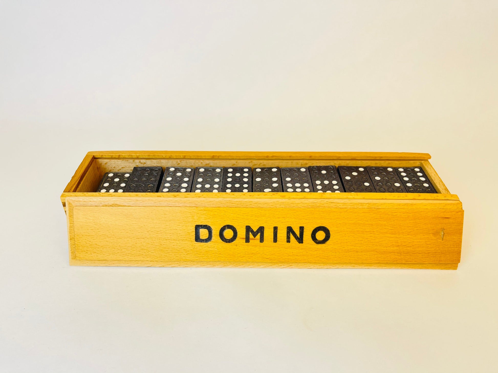 Product image for 'vintage 1970s bulgarian wooden domino set 54 piece classic game in original box' (view b3ed57)