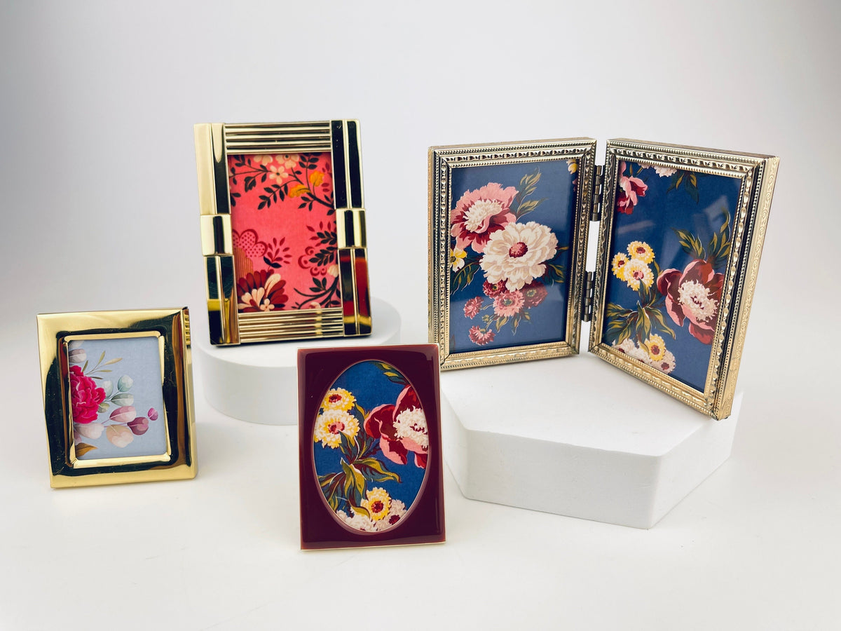 Product image for 'vintage gold metal picture frames small mini size attractive aged metal patina sold individually' (view 06e594)