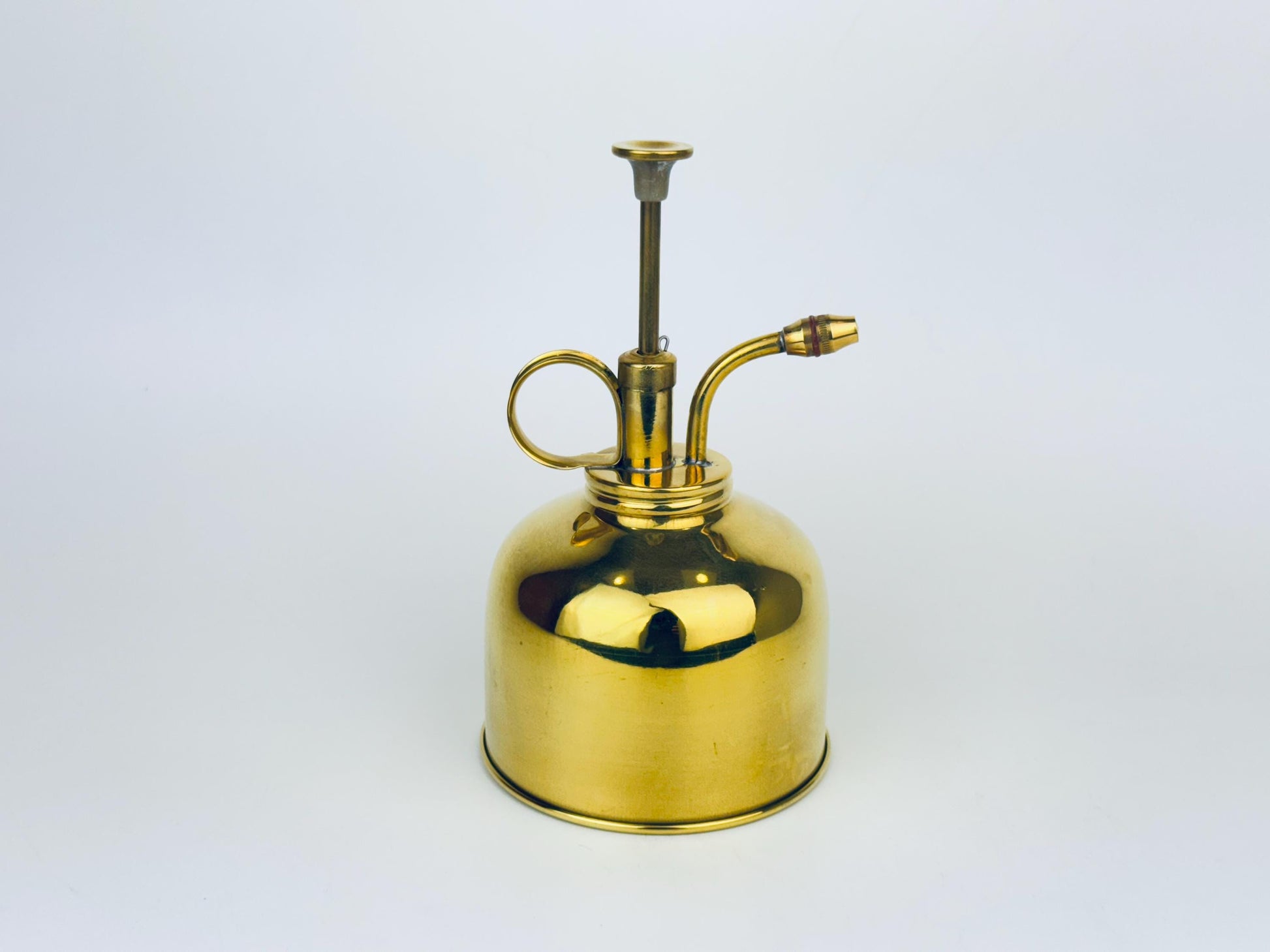 Product image for 'vintage brass plant plant mister waterer new old stock nos made in hong kong' (view ee7d76)