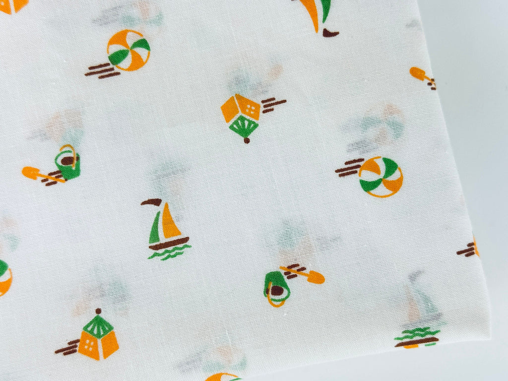 Product image for 'vintage white summer beach fabric sailboat beach ball design 44 x 45' (view eb4610)