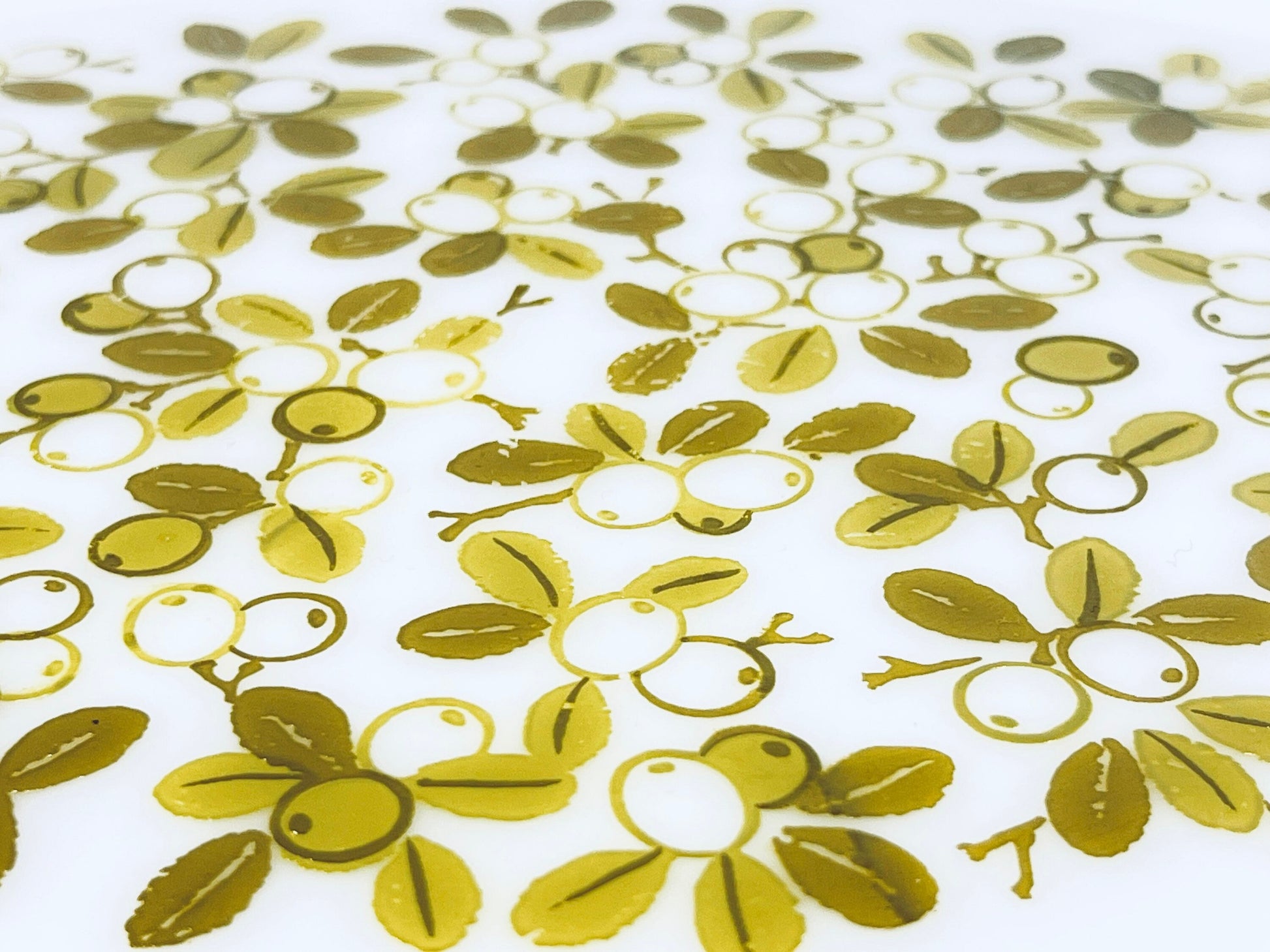 Product image for 'vintage verde pyrex divided casserole dish 1 5 qt green olive branch pattern' (view 42cbb8)