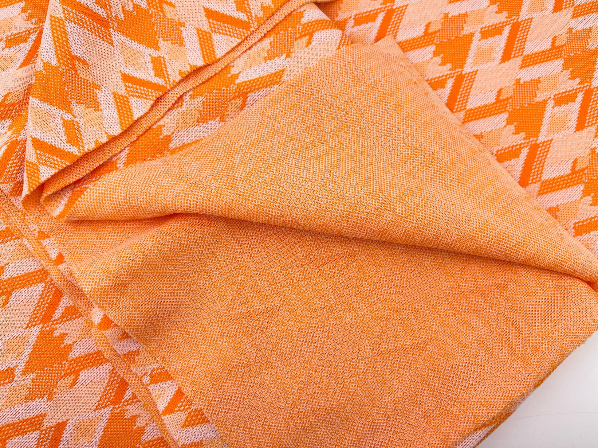 Product image for 'vintage orange white diamond polyester stretch fabric 45 x 62' (view 7da21f)