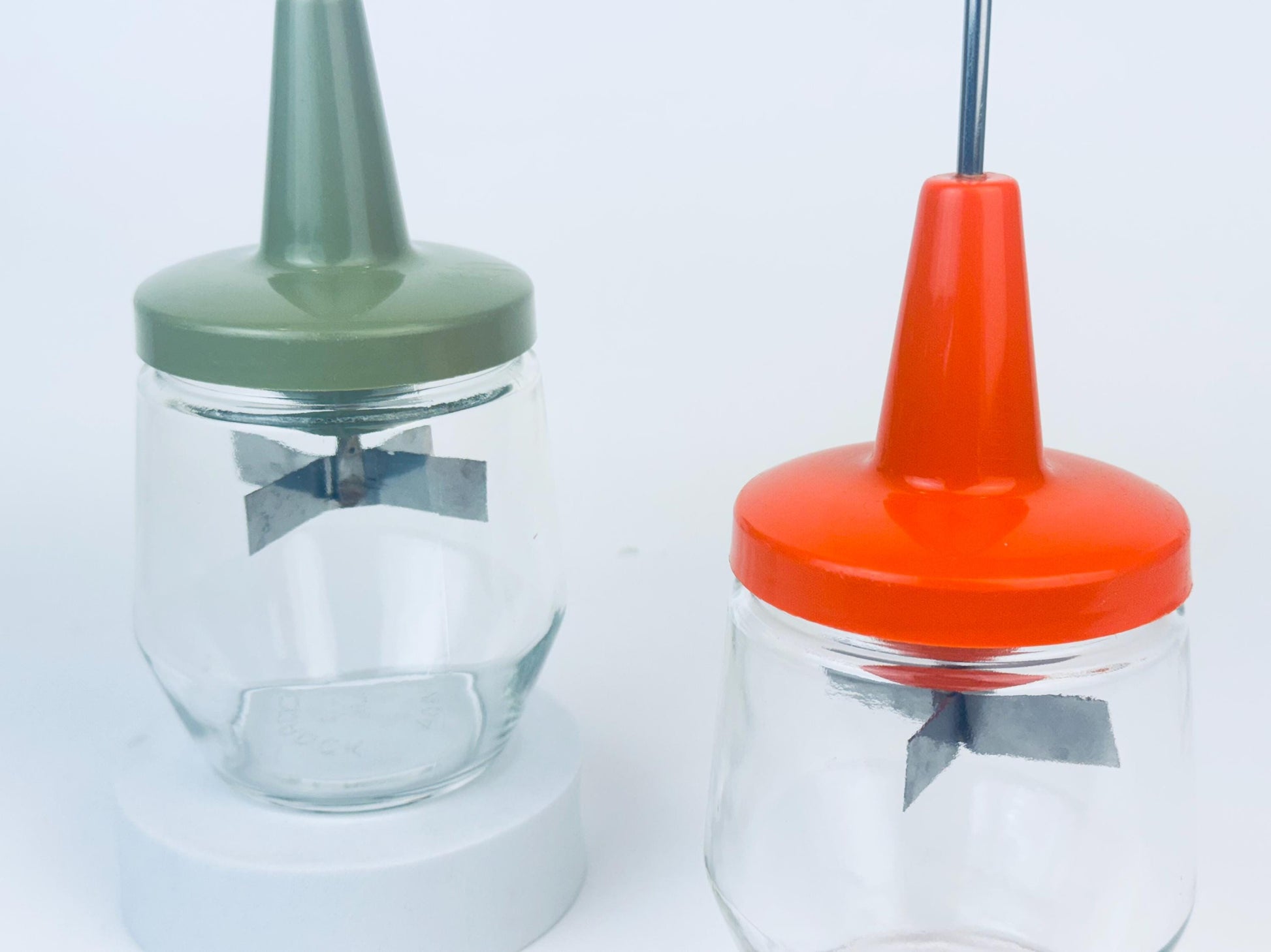 Product image for 'vintage androck hand held vegetable nut chopper made in canada sold separately' (view 0bab08)
