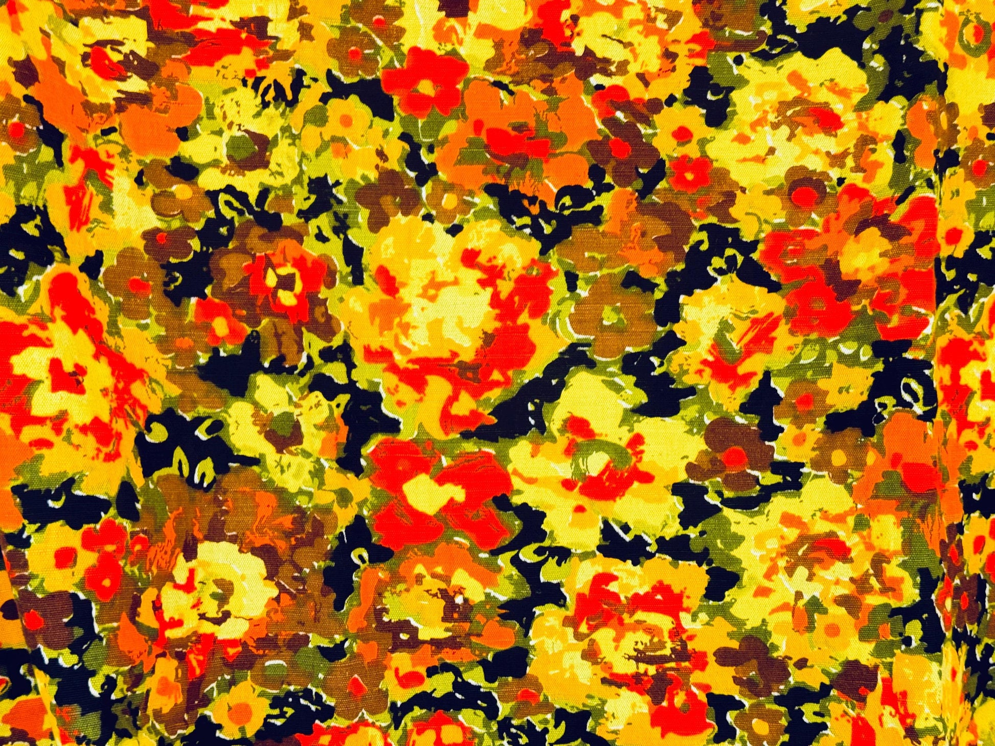 Product image for 'vintage bright abstract flower power print heavy upholstery fabric material cuts sold separately' (view a33488)