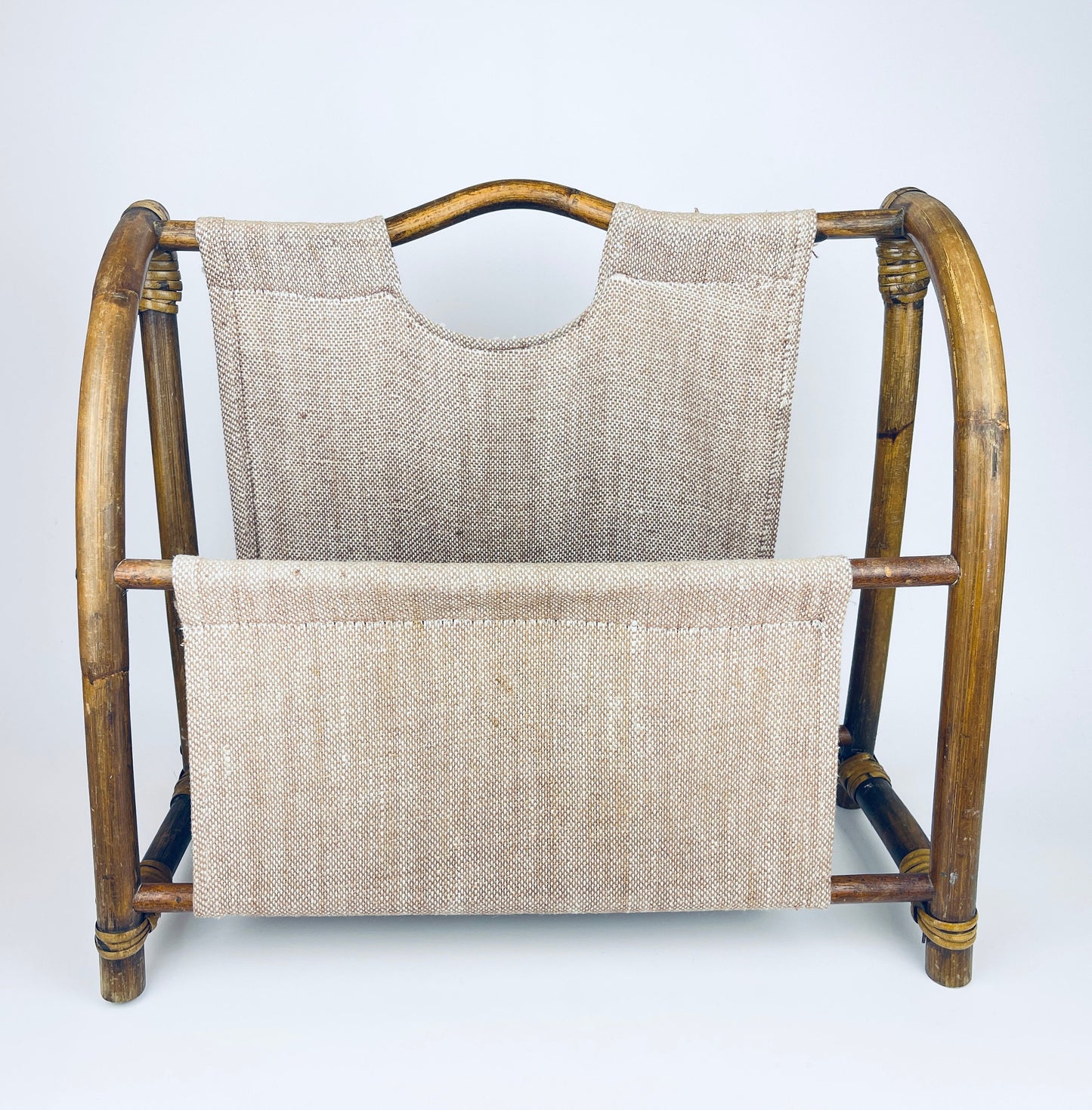 Product image for 'vintage bamboo wicker rattan magazine storage sling beige brown coloured cloth' (view 6a1ff7)