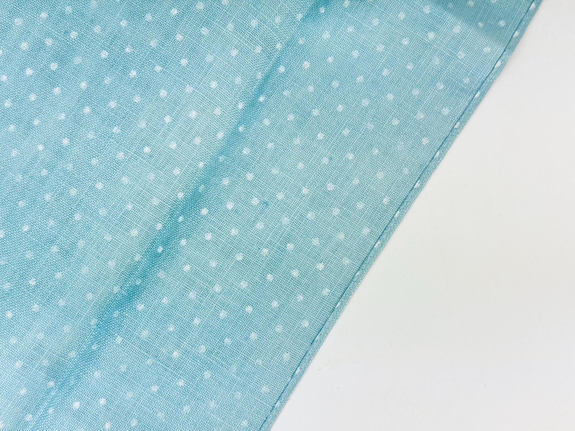 Product image for 'vintage irish linen set of 2 blue polka dot guest towels nos brown s shamrock linens' (view 29d0e3)