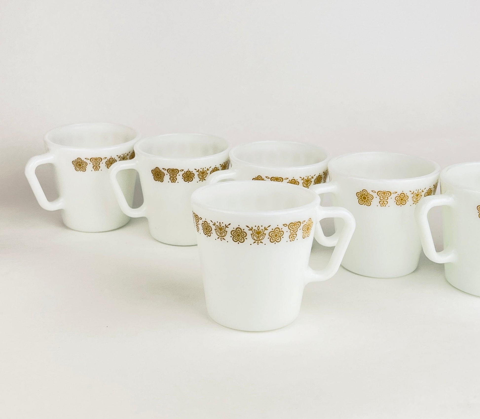 Product image for 'vintage pyrex butterfly gold pattern coffee tea cups set of two 2' (view bb3b9a)