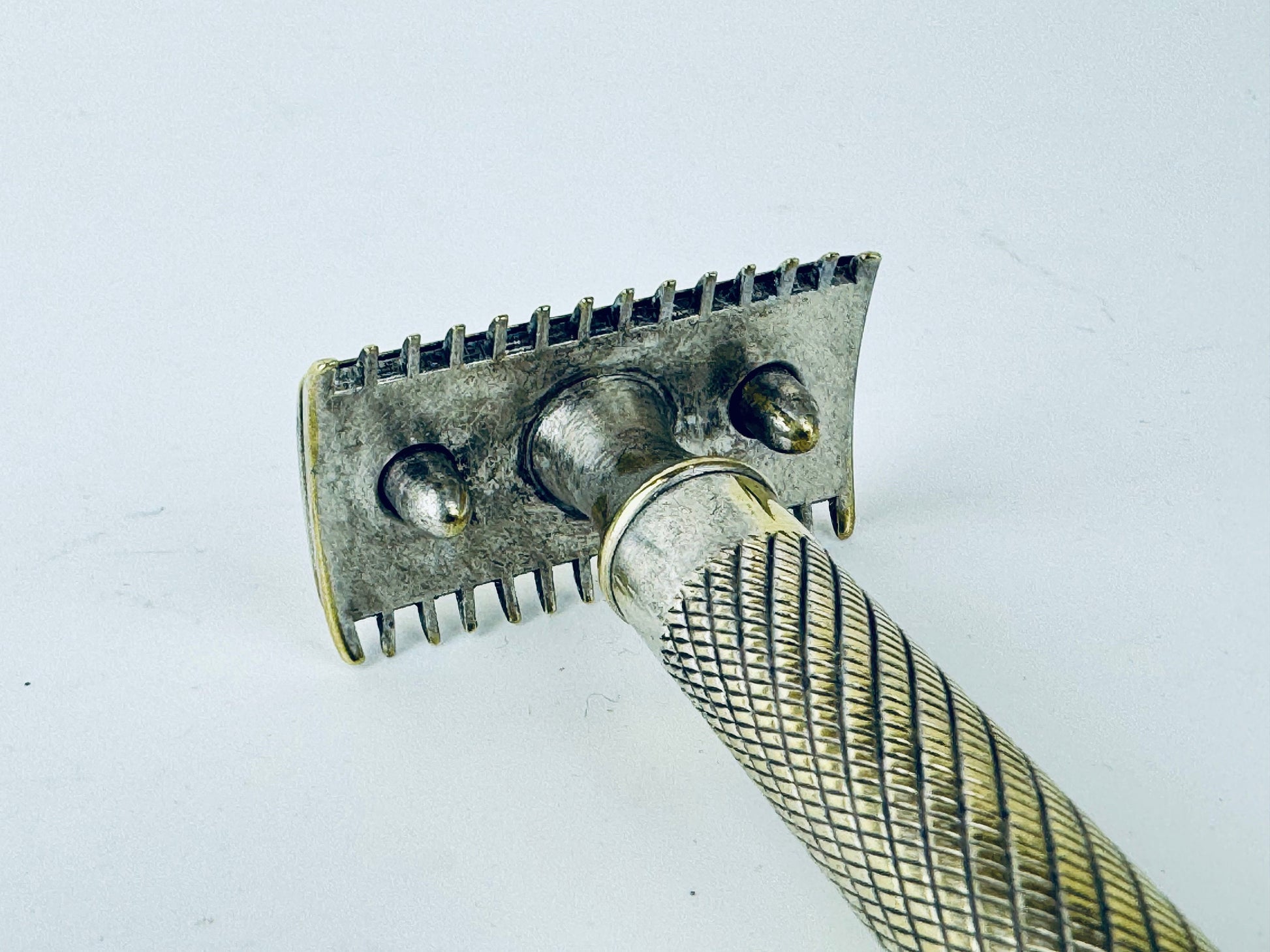 Product image for 'vintage antique gold silver metal razor blade mens shaving' (view bfed65)