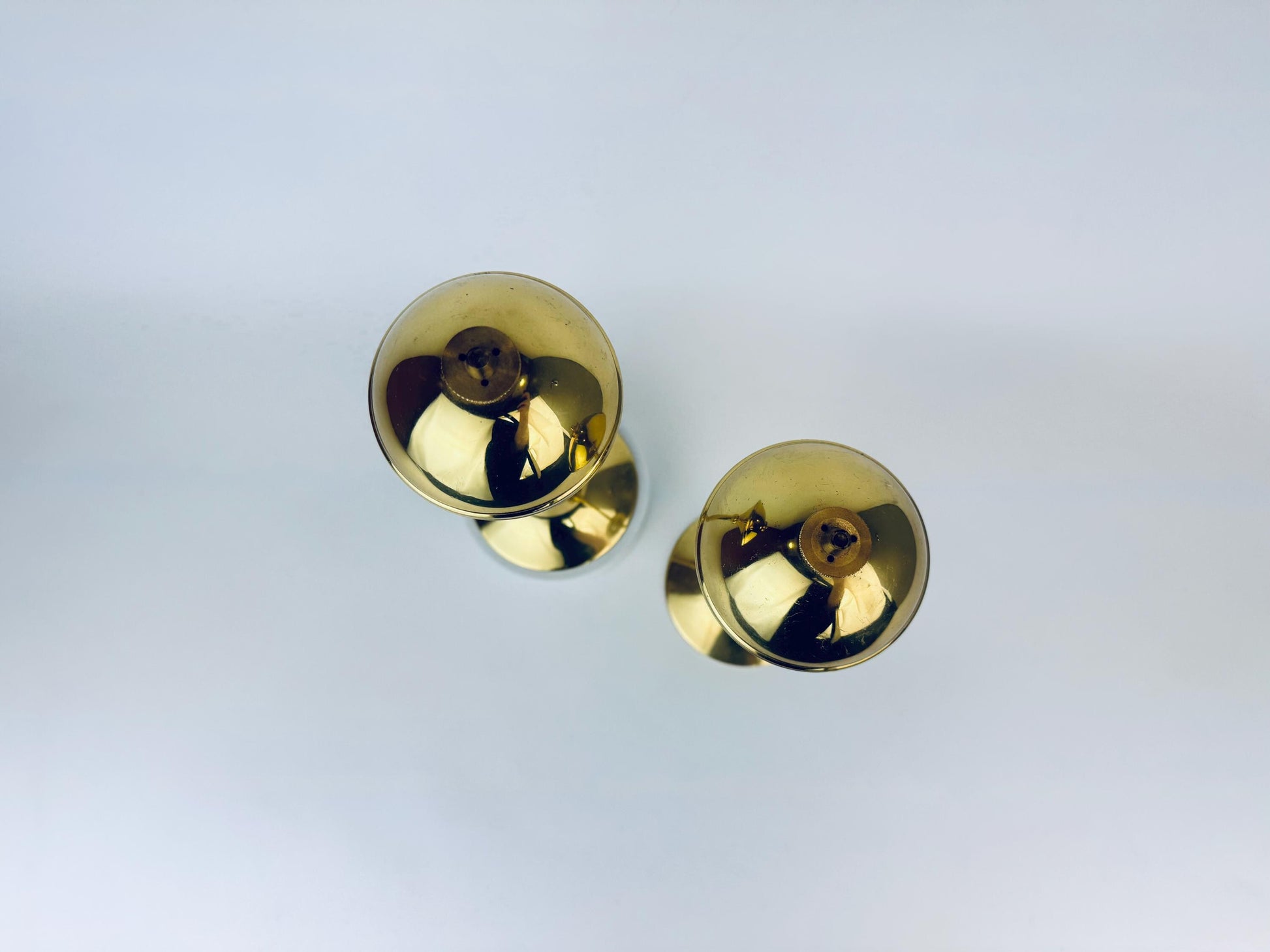 Product image for 'vintage hejl mid century danish brass oil lamps atomic mushroom shaped set of two 2 made in denmark' (view 73b5d6)
