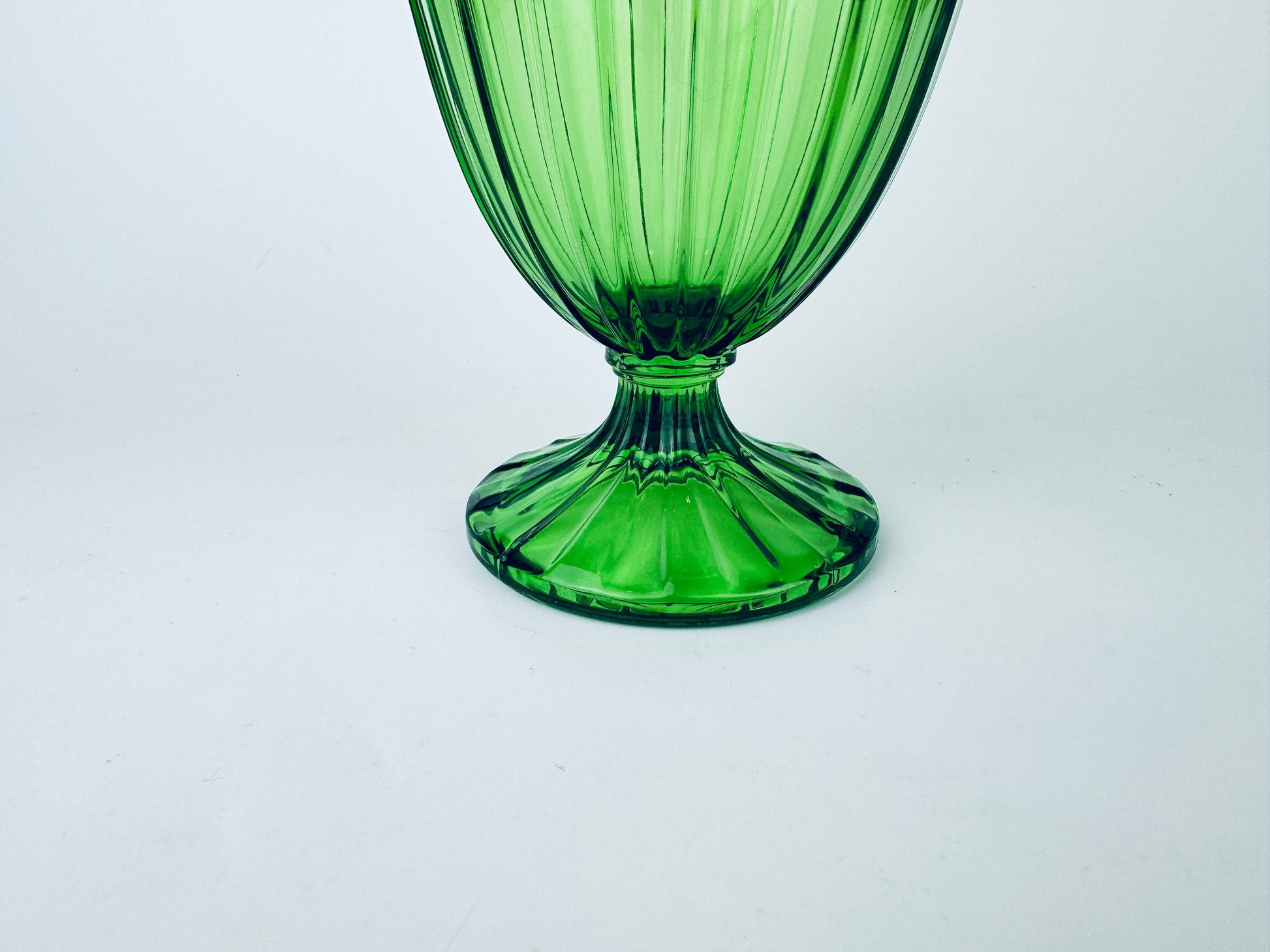 Product image for 'vintage anchor hocking forest green glass swirl candy bowl decorative bowl' (view 73fa6e)