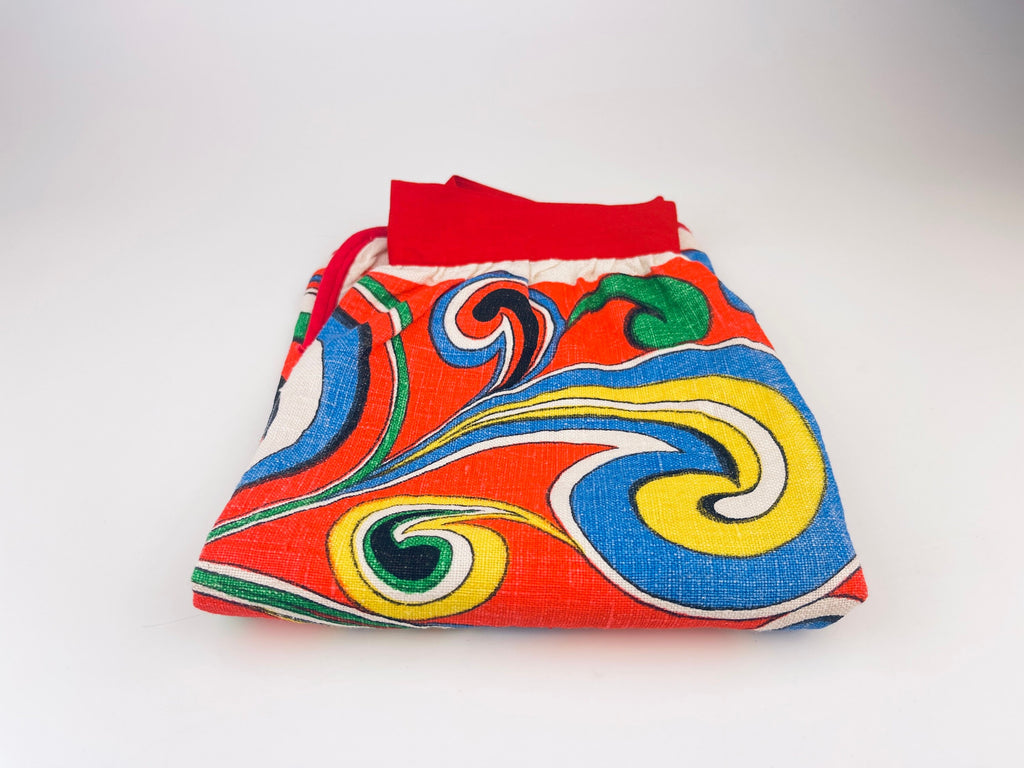 Product image for 'vintage paisley linen waist apron red strings' (view 90103d)