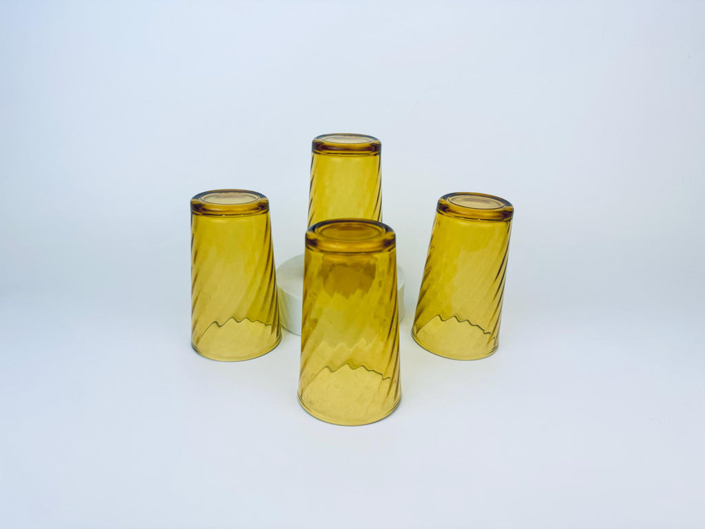 Product image for 'vintage amber swirl juice glasses set of four 4' (view a2a424)