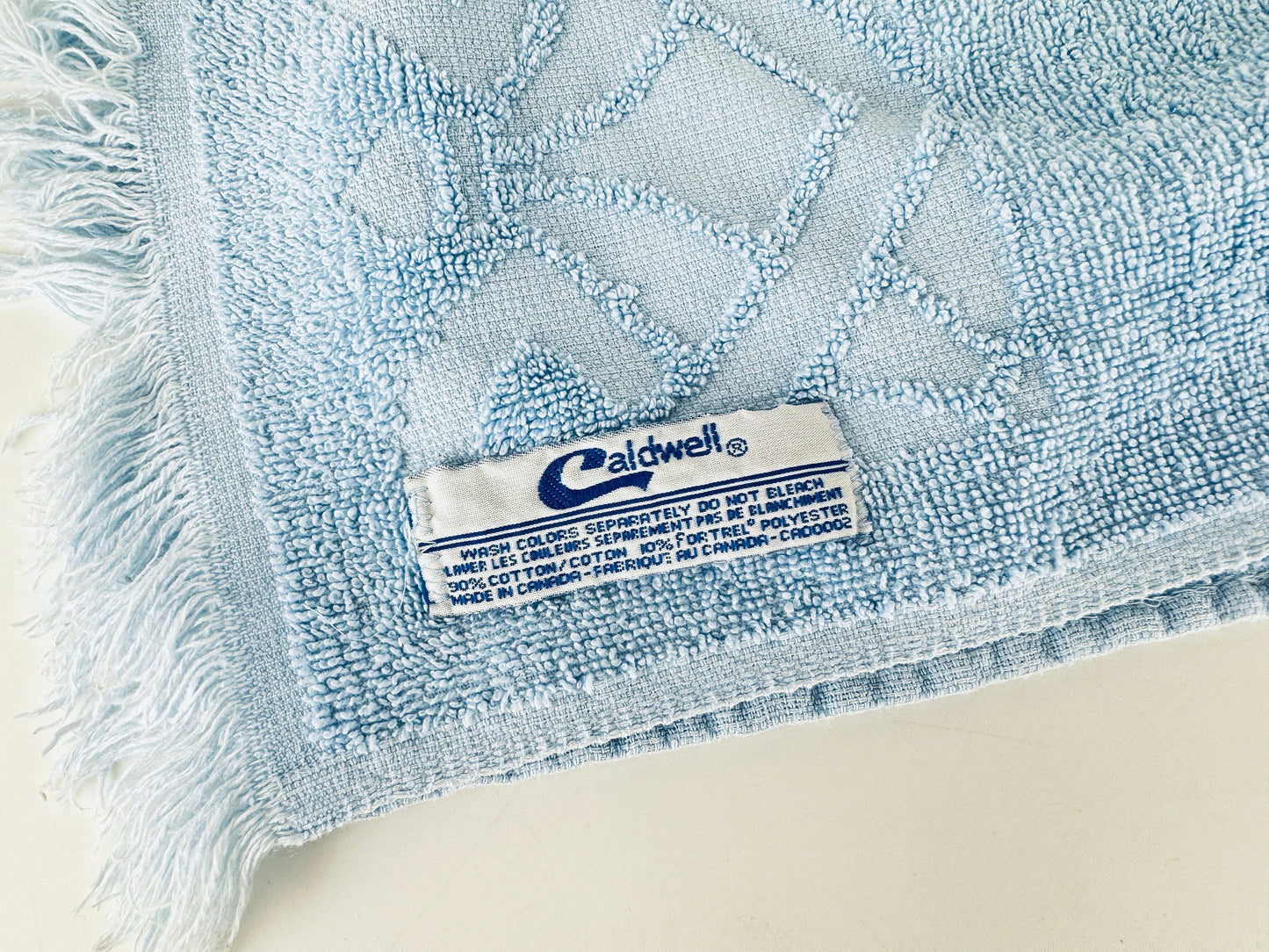 Product image for 'vintage blue textured fringe rectangular bath towel cotton polyester blend made in canada' (view c2b7e7)