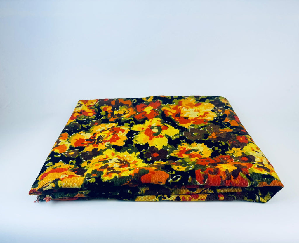 Product image for 'vintage bright abstract flower power print heavy upholstery fabric material cuts sold separately' (view fe1098)