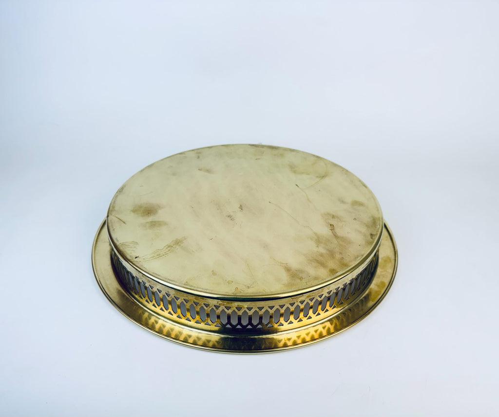 Product image for 'vintage brass reticulated tray 12 round hollywood regency elegance' (view a46c9e)