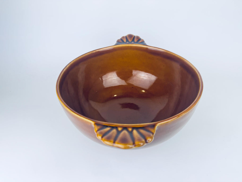 Product image for 'vintage bobby flay cognac brown scalloped handled ceramic glazed bowl made in portugal' (view 8701af)