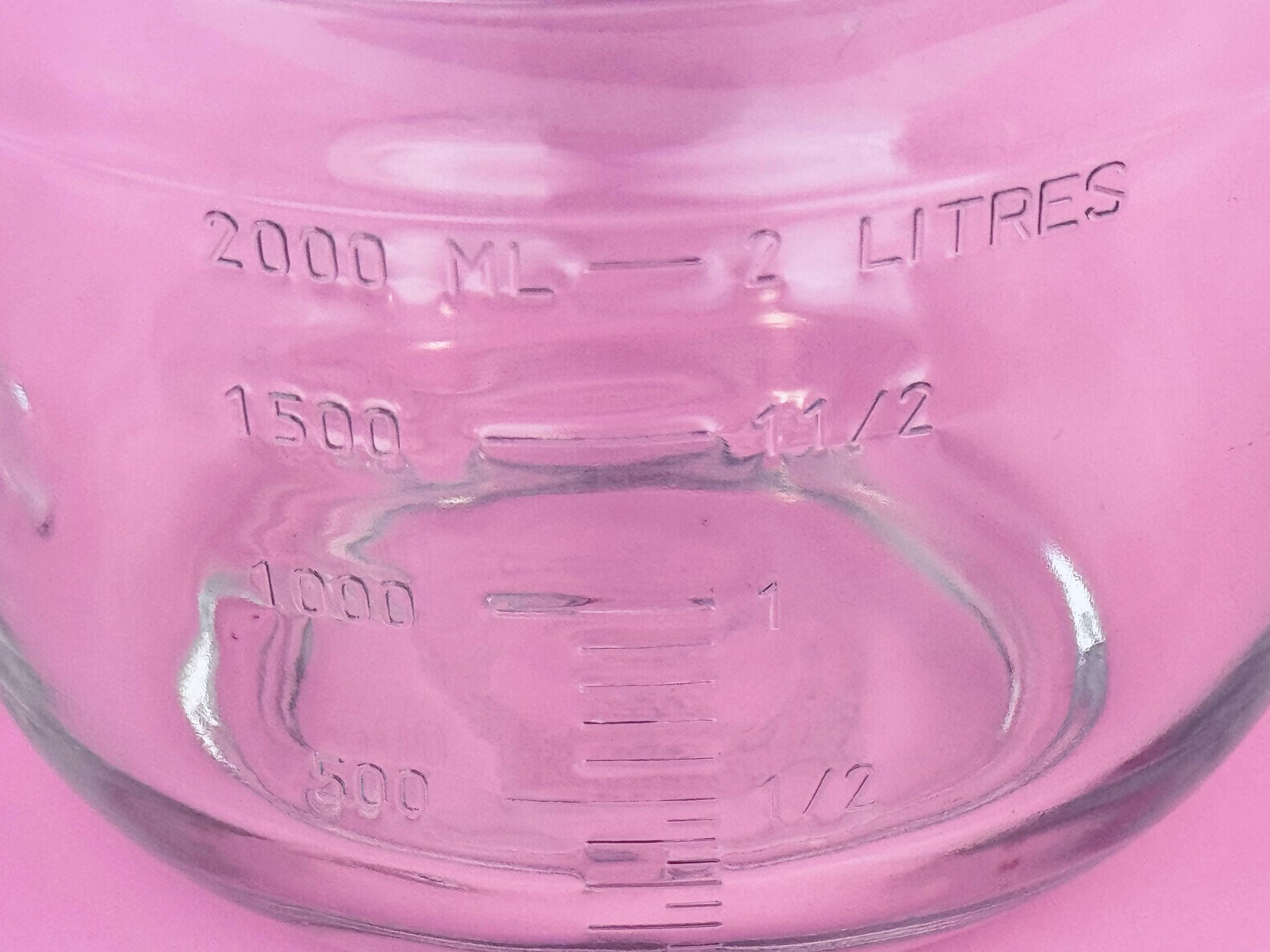 Product image for 'vintage anchor hocking measuring cup batter bowl 8 cup 2 litre metric imperial made in usa' (view 05b9d0)
