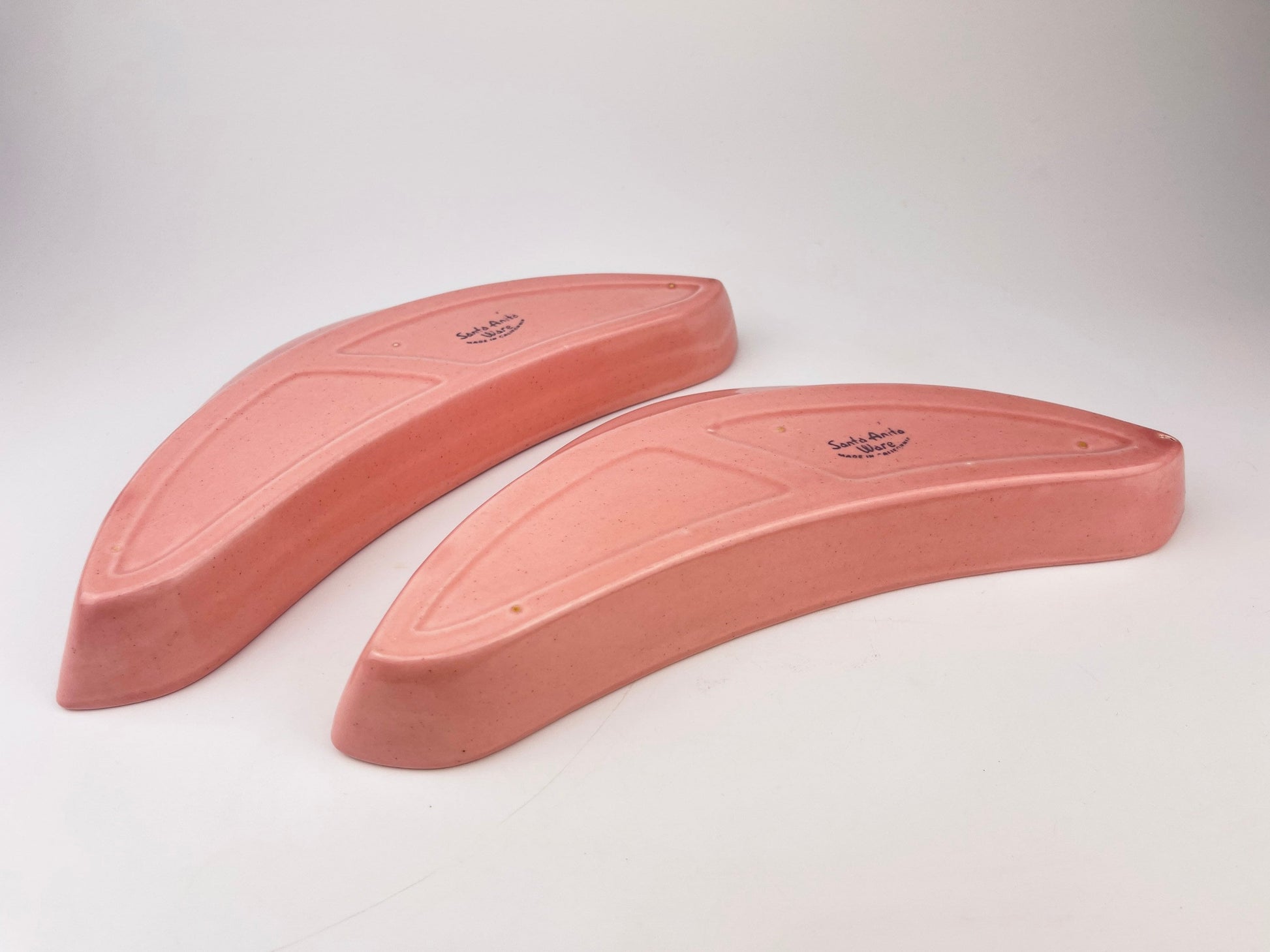 Product image for 'vintage 1950s pink boomerang dishes santa anita ware california mcm atomic ceramic tray set' (view d8e17e)