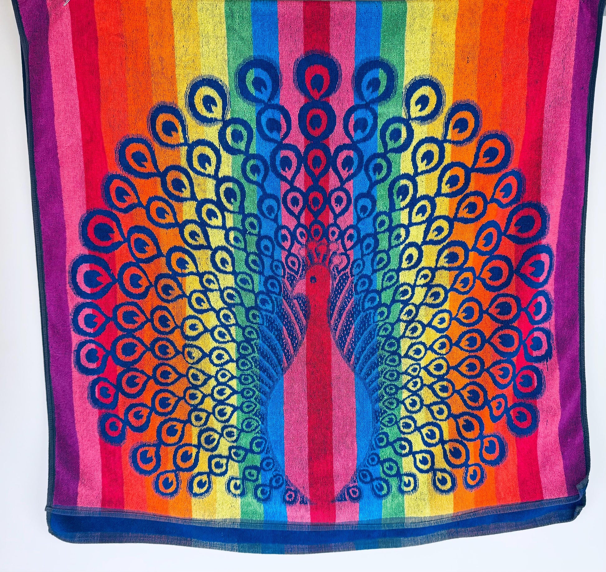 Product image for 'vintage oversized rainbow peacock beach shower towel 100 cotton' (view 1b3096)
