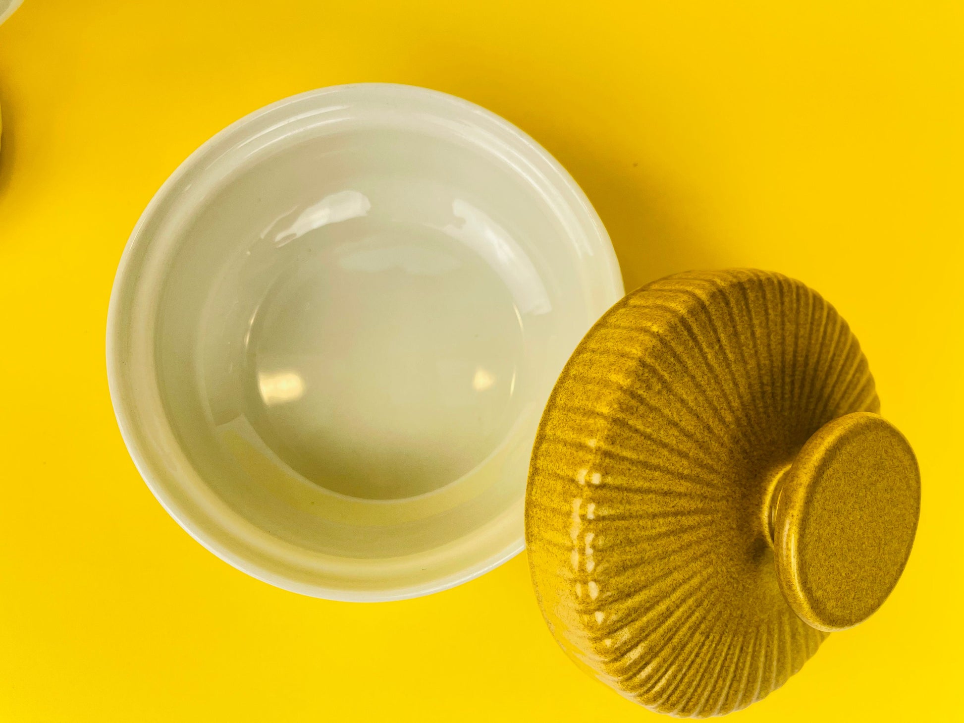 Product image for 'vintage myott yellow daisy ironstone cream sugar set made in england' (view cb5b98)
