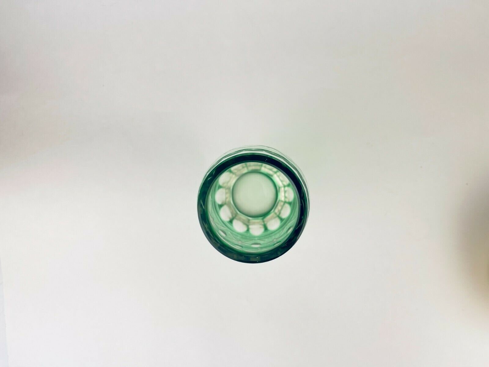 Product image for 'vintage etched green crystal glass vase boho star oval pattern' (view 13e276)