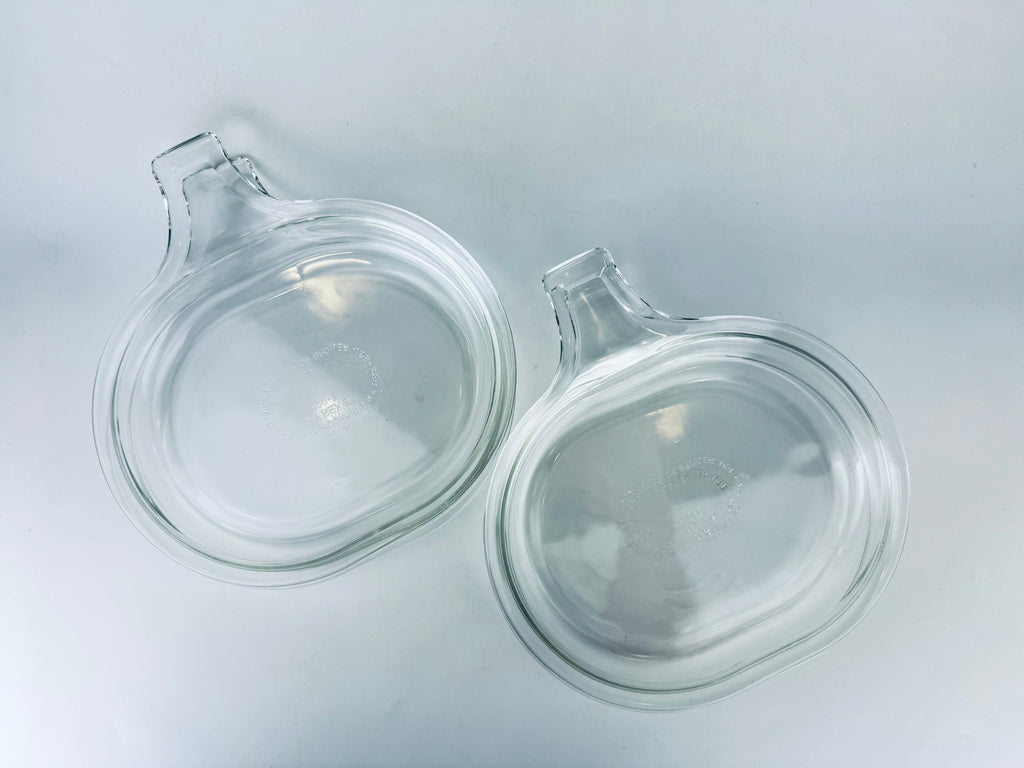 Product image for 'vintage pyrex clear glass grab it microwave oven plates set of two 2 600 b 15 cm x 20 cm made in usa sets sold separately' (view 259ffb)