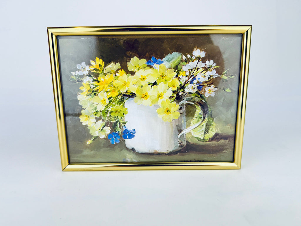 Product image for 'vintage wall mount brushed gold tone metal 6 x 8 picture frame pressure held back frames sold separately' (view 001478)
