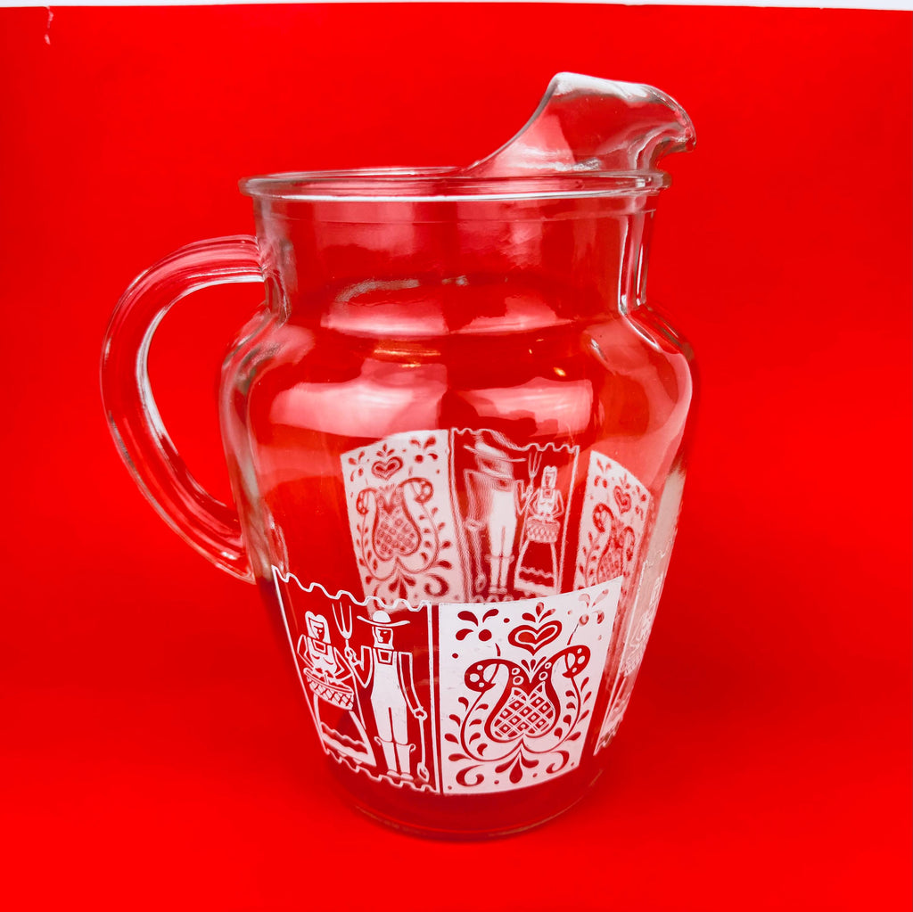 Product image for 'vintage amish butterprint water juice pitcher jug hazel atlas' (view 29eb7a)