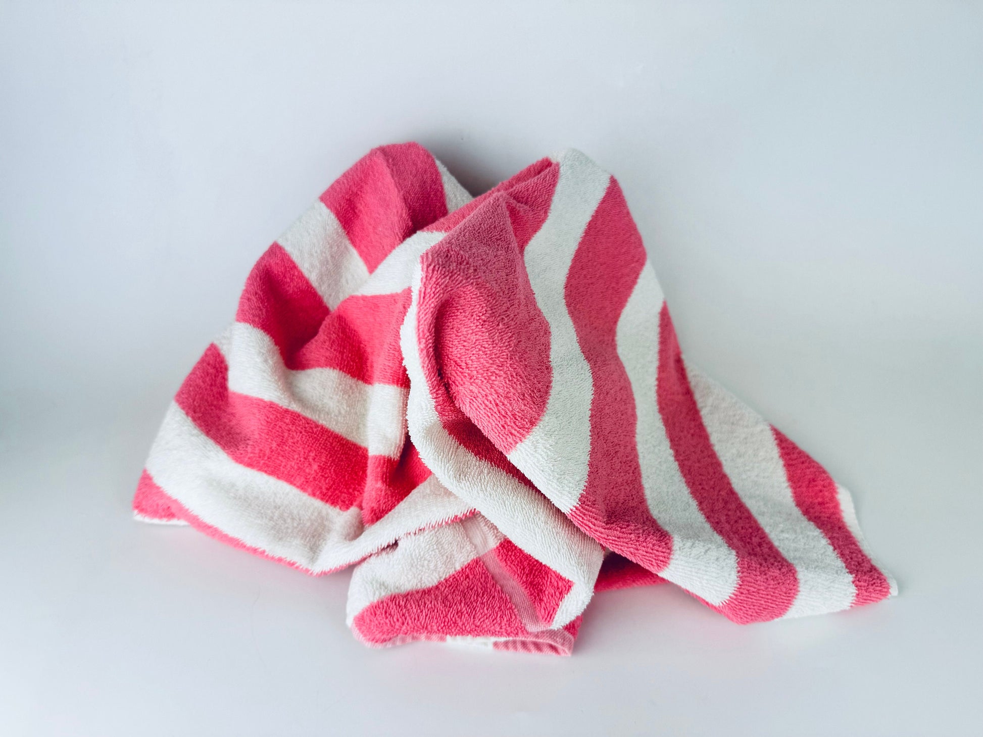 Product image for 'vintage cannon pink white striped bath towel made in usa' (view 730eb8)