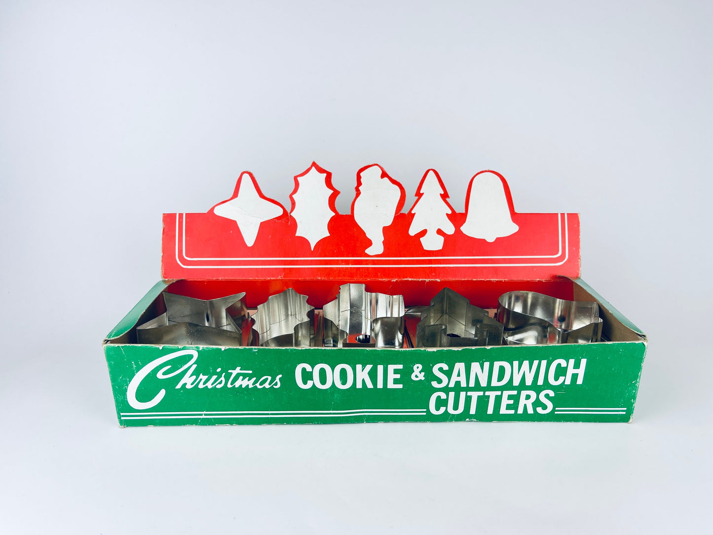 Product image for 'vintage christmas metal cookie sandwich cutters set of five 5 christmas baking gift' (view 794184)