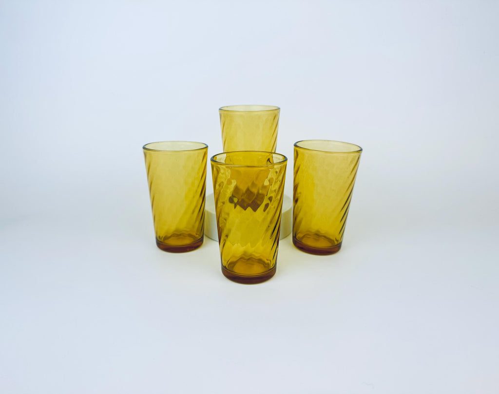 Product image for 'vintage amber swirl juice glasses set of four 4' (view d45969)