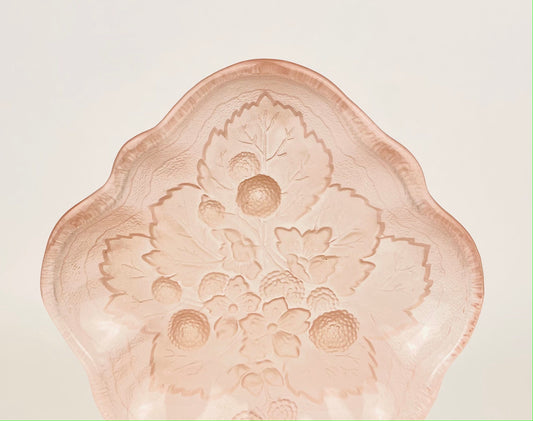 Product image for 'vintage light pink trinket jewellery tray flower leaf pattern' (view d0de4e)