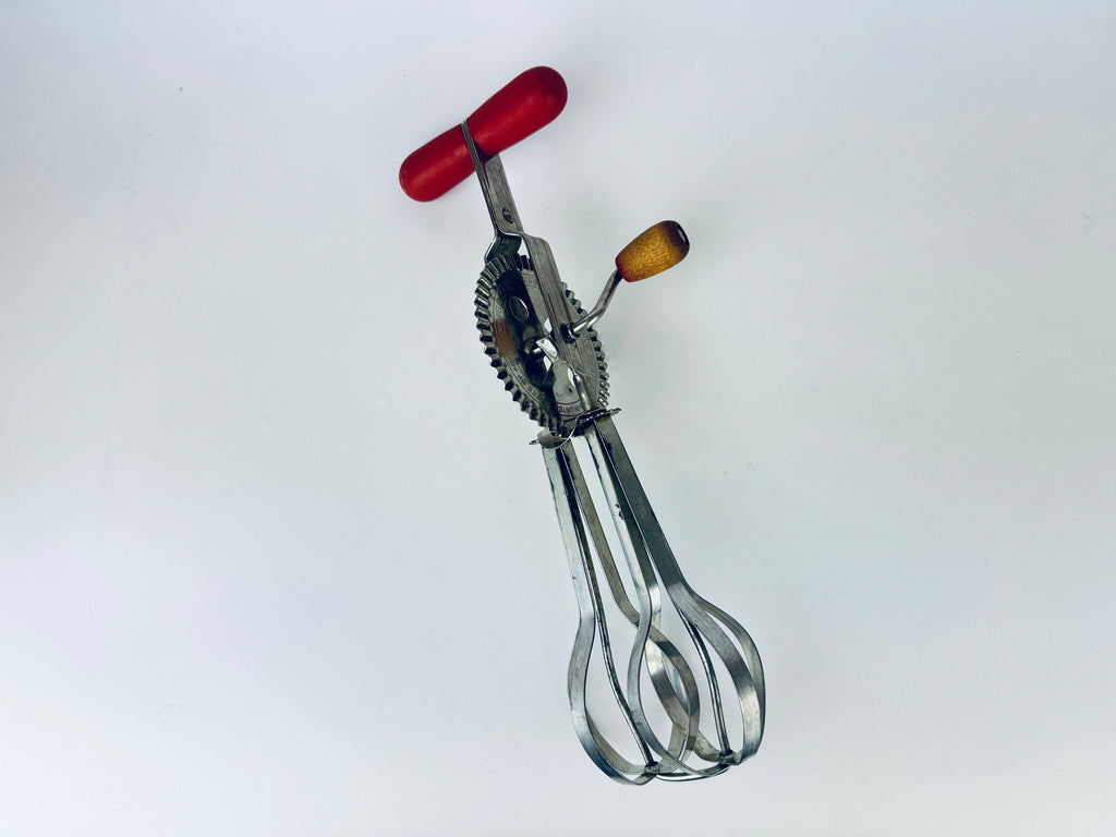 Product image for 'vintage a j metal red green wood manual double whisk high speed super center drive beater made in usa sold separately' (view 461843)