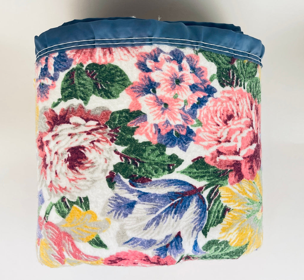 Product image for 'vintage floral twin double blanket bedspread 68 x 90' (view ce24c3)