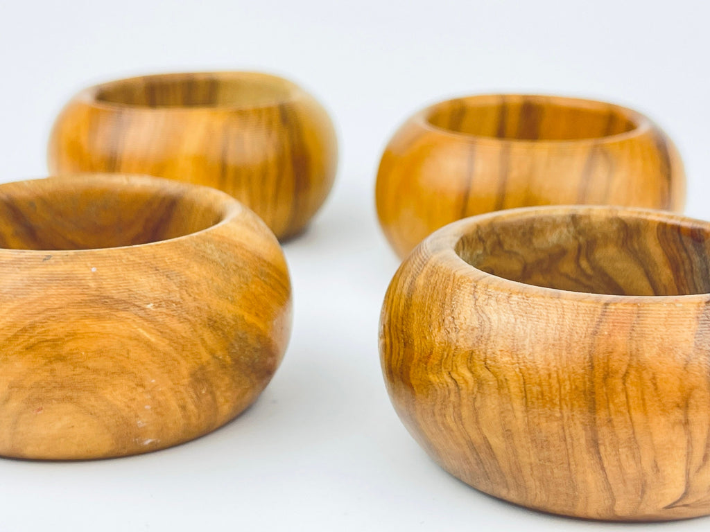 Product image for 'vintage 1970s round wooden napkin rings set of 4' (view 828e35)