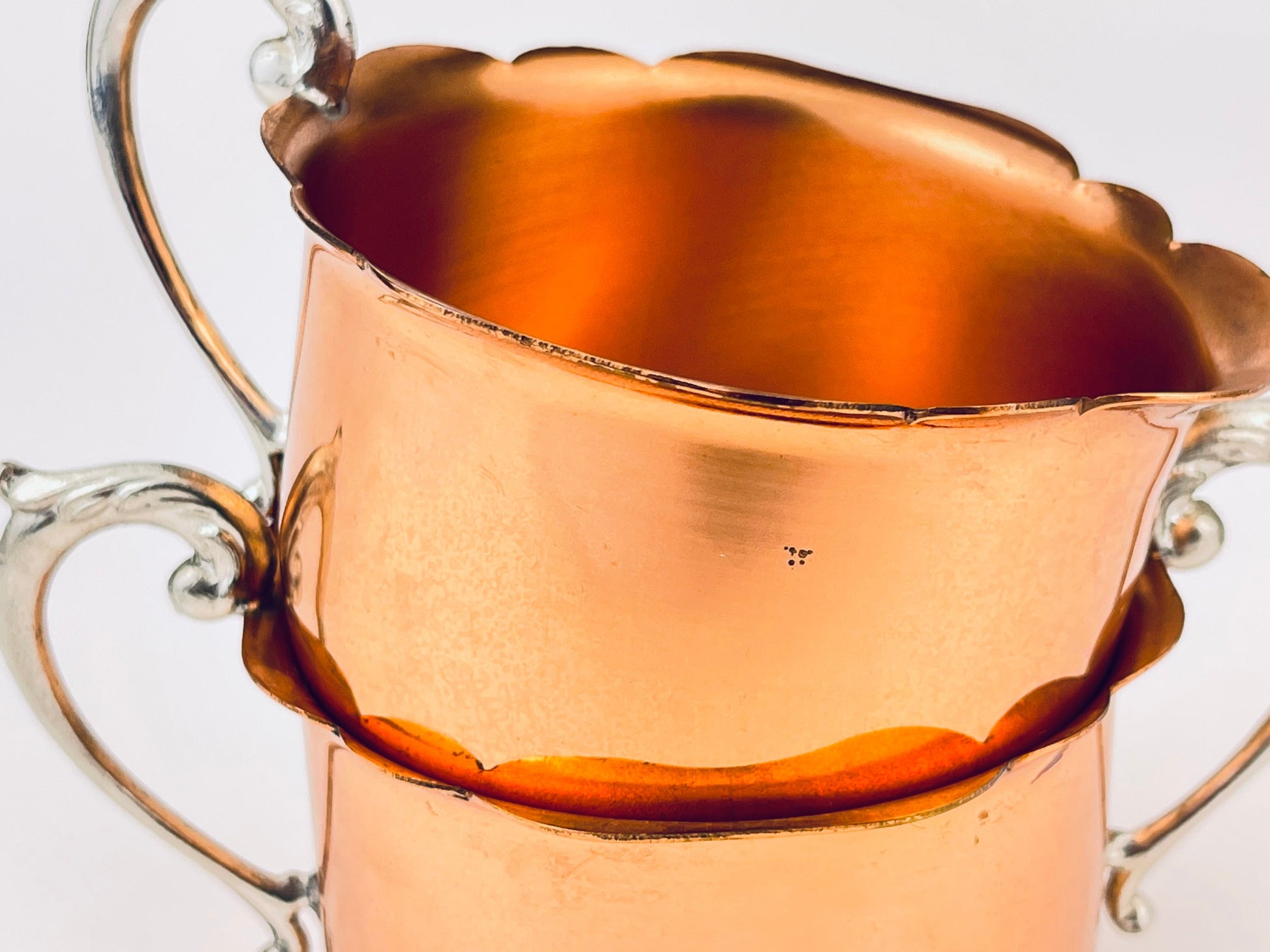Product image for 'vintage copper cream sugar bowl set made by venetian copper silver handles' (view 797db8)