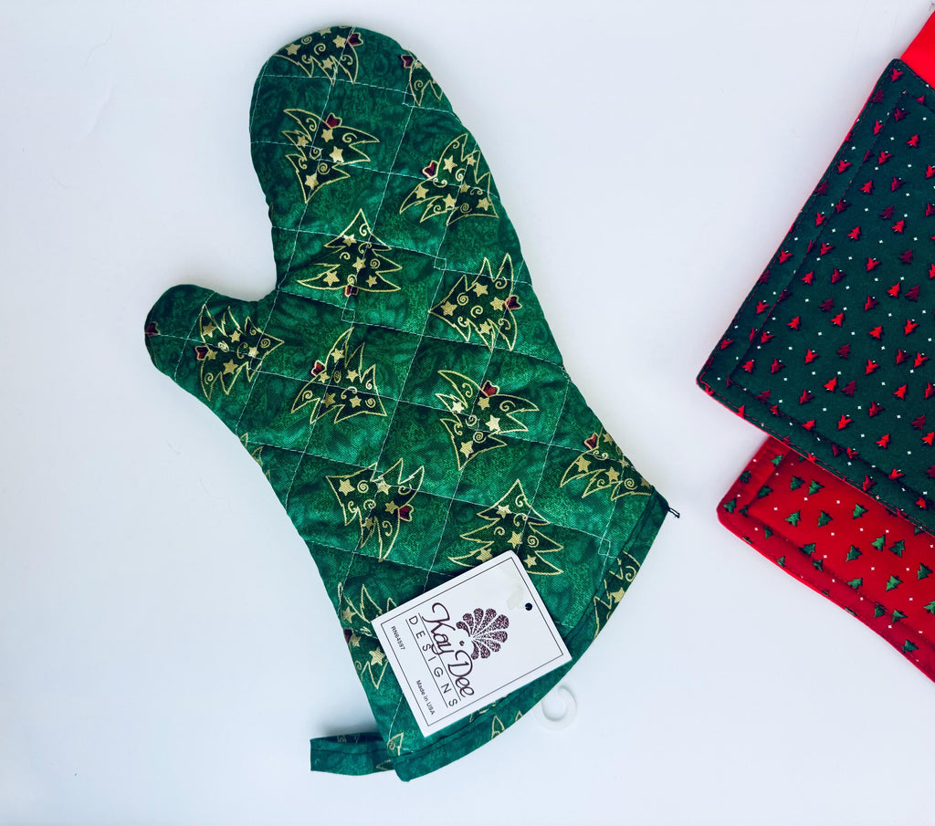 Product image for 'vintage christmas pot holder oven mitt sold separately' (view 1c7466)