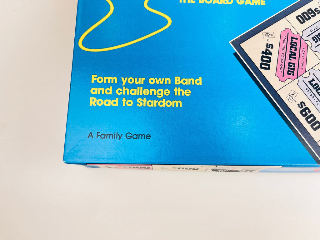 Product image for 'vintage airplay the board game form your own band challenge the road to stardom a family game made in canada' (view 58d4e9)