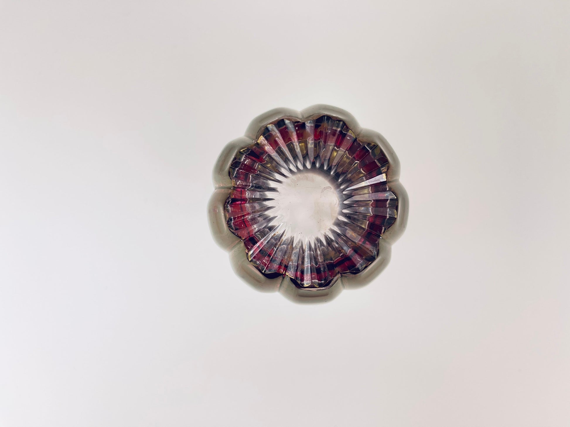 Product image for 'vintage ruby red gold glass bud vase hollywood regency vase' (view cdeb25)