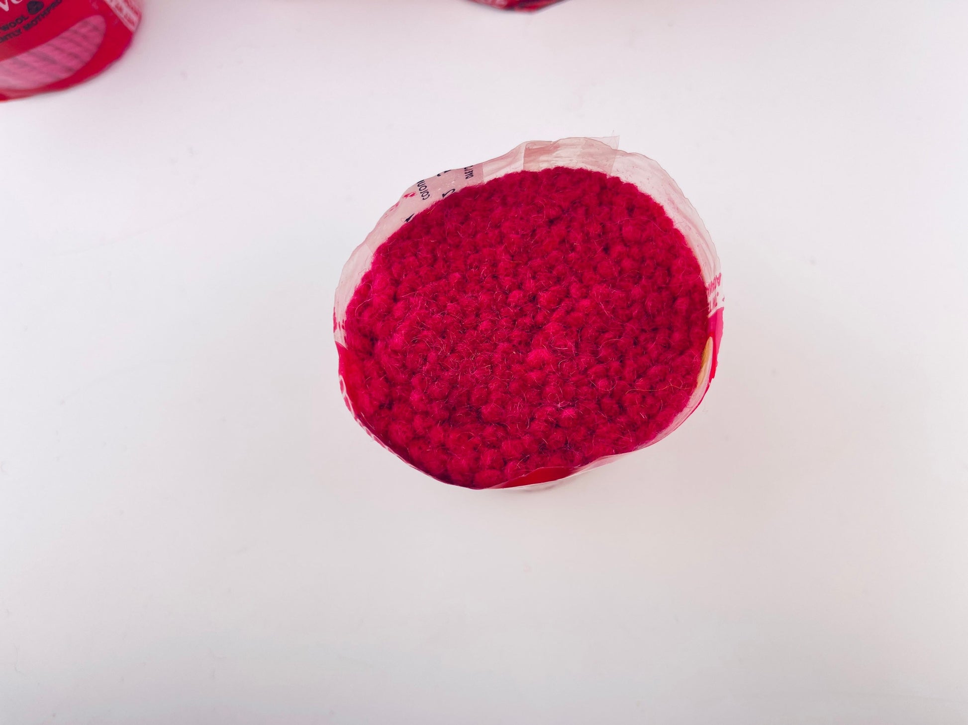 Product image for 'vintage fuchsia pink wool rug yarn bucilla deluxe quality 100 pure wool permanently mothproof made in canada individually priced' (view 6958e6)