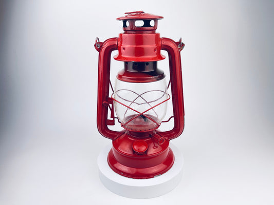 Product image for 'vintage red metal decorative hurricane lantern lamp patio decor outdoor lighting attractive aged metal patina' (view ece1b9)