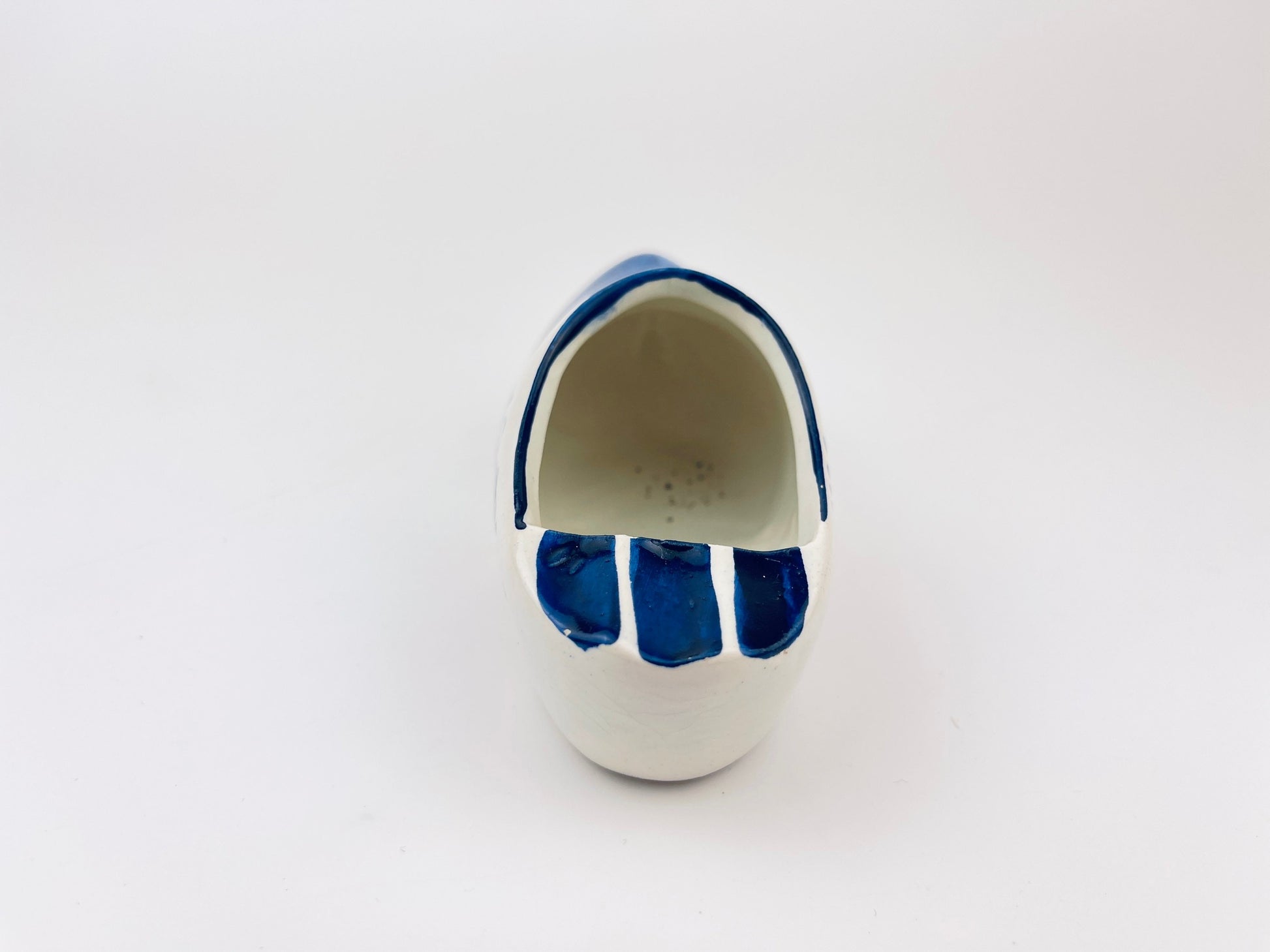 Product image for 'vintage hand painted delft blue ashtray shoes holland windmill pattern sold separately' (view 80fd19)