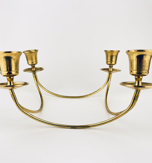 Product image for 'vintage solid brass 4 arm candlestick holder' (view 8680b4)
